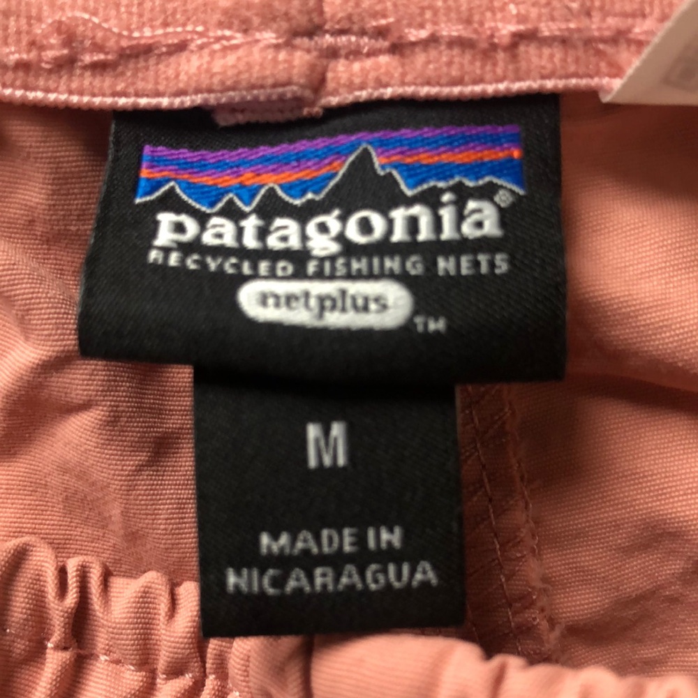 Patagonia Women's Peach Shorts Size M Spring summer, hiking jogging workout - Picture 5 of 11